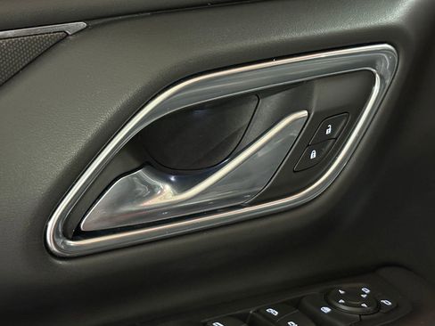 Used 2021 Chevrolet Suburban RST image 21