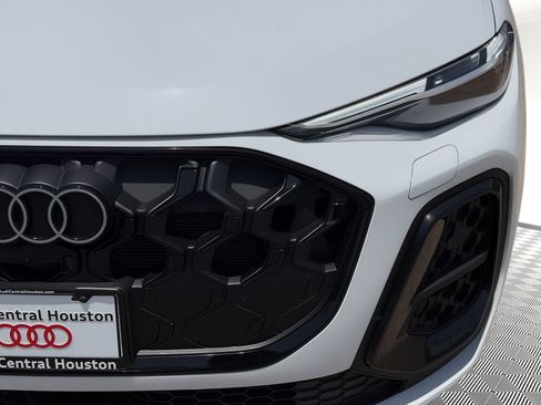 New 2026 Audi SQ5 Premium Plus AWD/4WD image 11