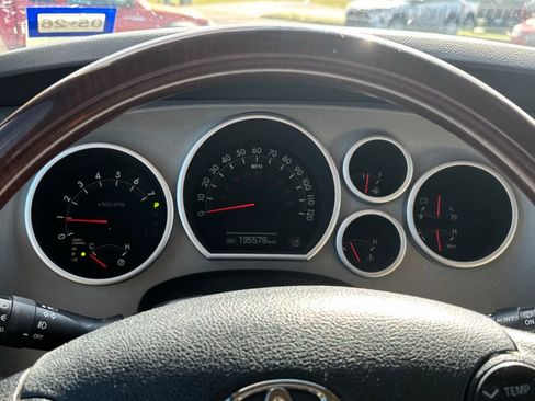 Used 2013 Toyota Sequoia Platinum image 14