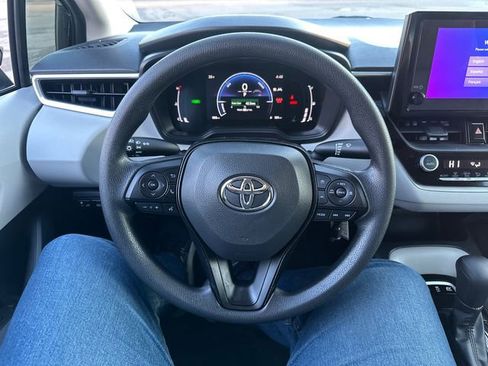 Certified 2026 Toyota Corolla LE image 33