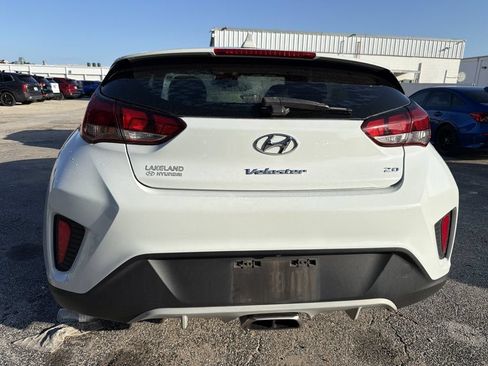 Used 2019 Hyundai Veloster 2.0 Premium FWD image 8