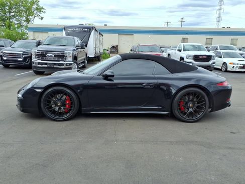 Used 2015 Porsche 911 Cabriolet image 2