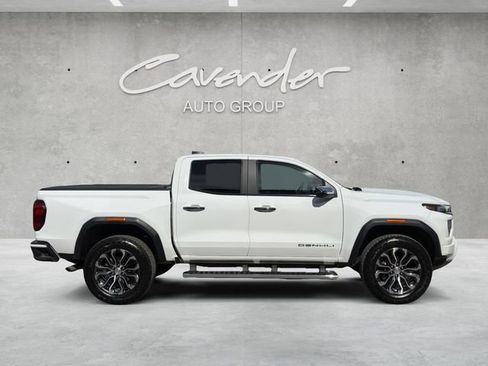 Used 2023 GMC Canyon Denali AWD/4WD image 17