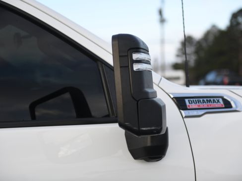 Used 2022 GMC Sierra 2500 Pro w/ Convenience Package image 5