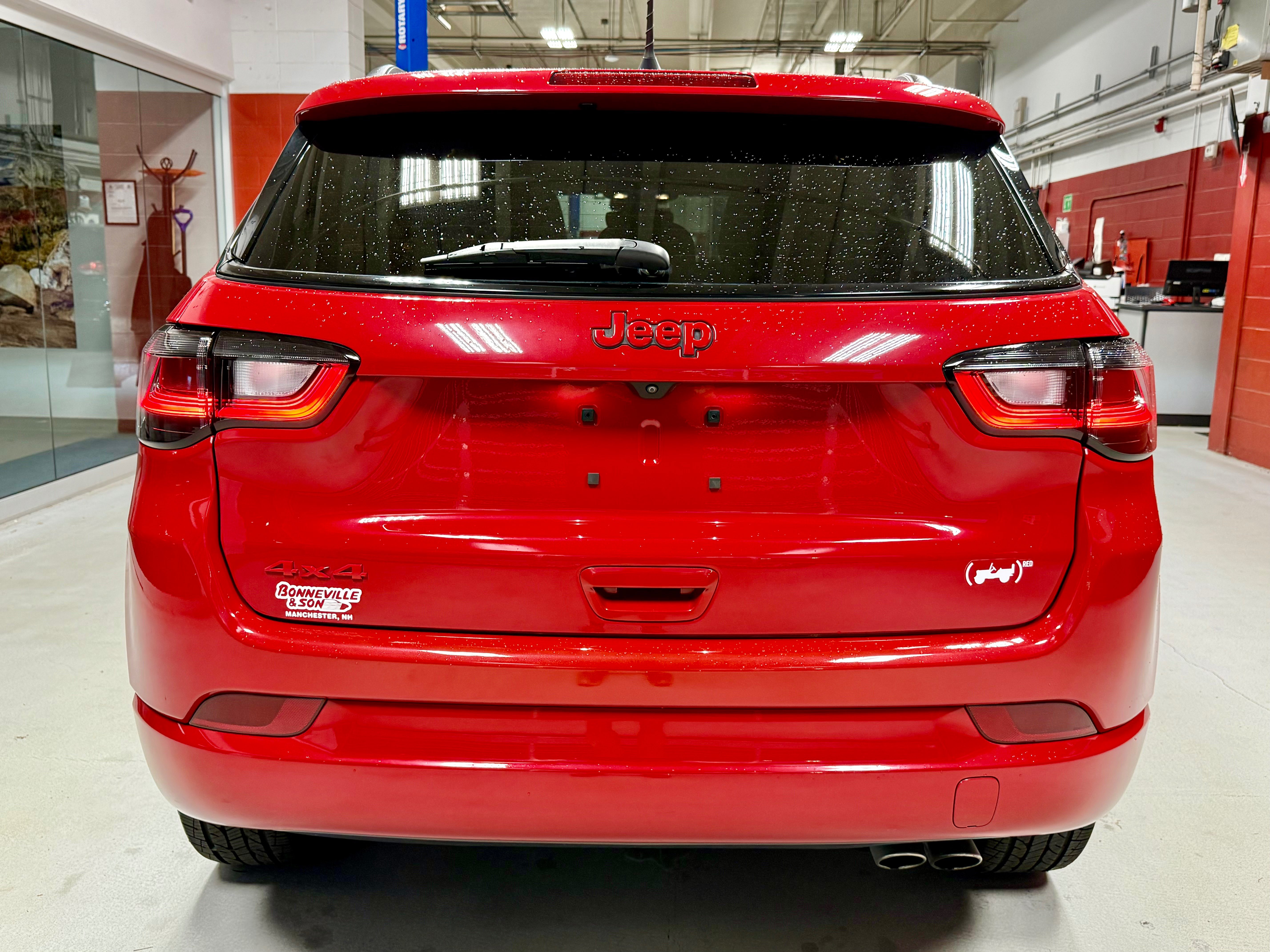 Certified 2022 Jeep Compass Limited w/ (RED) Package AWD/4WD image 5