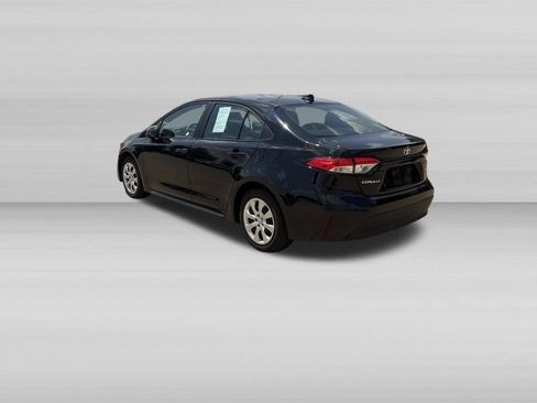 Used 2026 Toyota Corolla LE FWD image 6
