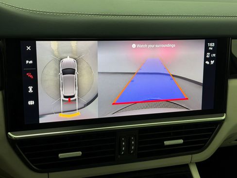 Certified 2023 Porsche Cayenne S AWD/4WD image 19