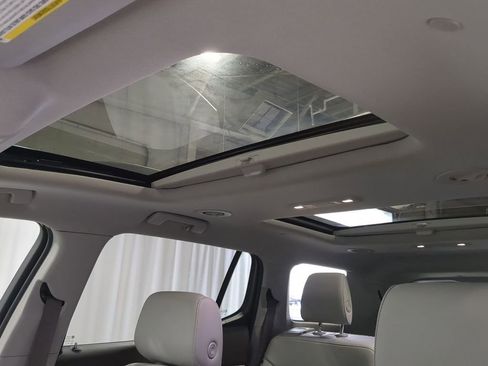 Used 2019 GMC Acadia SLT image 23