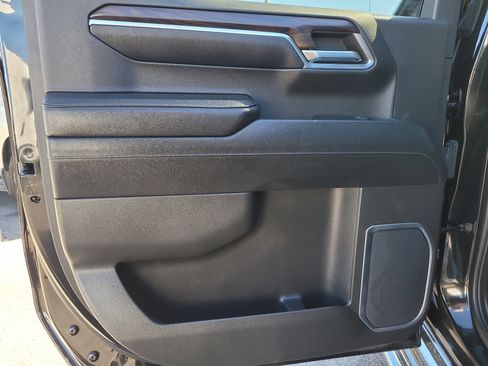 Used 2023 GMC Sierra 1500 SLT w/ SLT Premium Package image 11