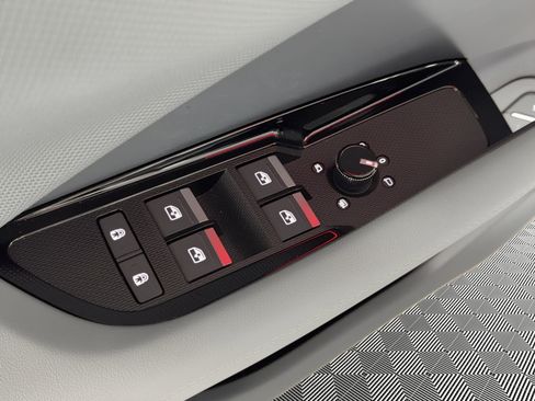 New 2026 Audi Q3 quattro 2.0T image 15