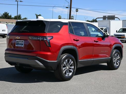 New 2026 Chevrolet Equinox LT w/ Safety and Technology Package FWD image 4