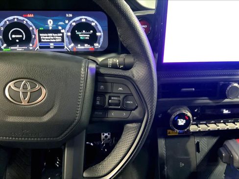 Used 2025 Toyota Tacoma TRD Pro AWD/4WD image 25