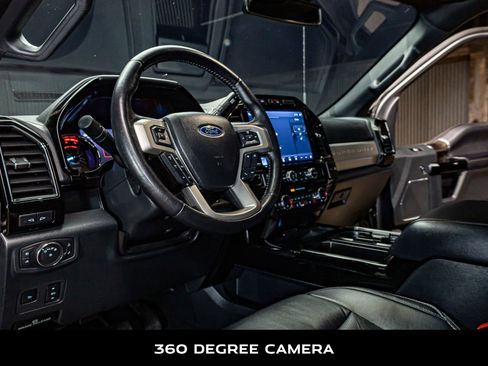 Used 2022 Ford F250 Lariat w/ Black Appearance Package image 12