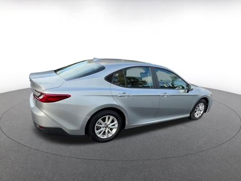 Used 2025 Toyota Camry LE image 15