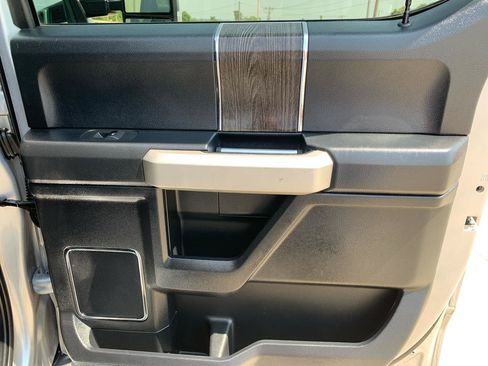 Used 2020 Ford F250 Lariat w/ Chrome Package AWD/4WD image 15