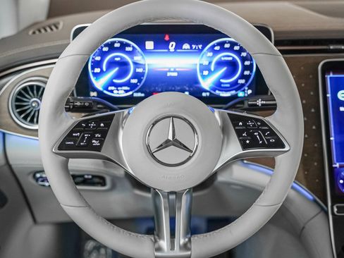 Certified 2023 Mercedes-Benz EQE 350+ SUV image 15