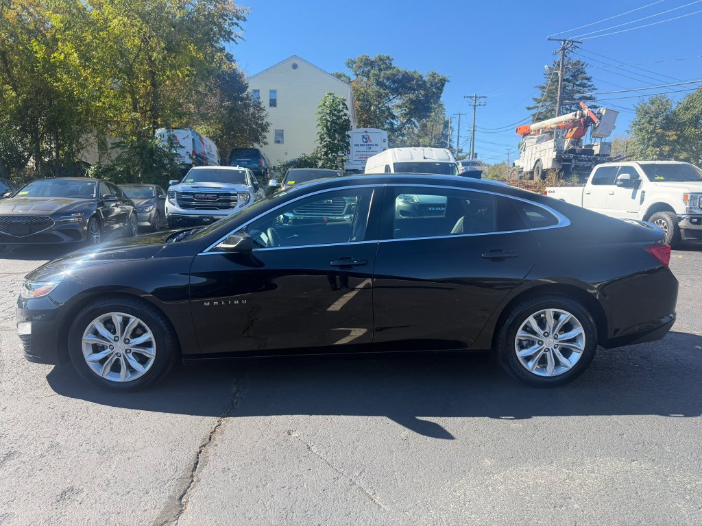 Used 2024 Chevrolet Malibu LT FWD image 2