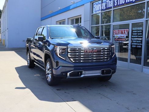 New 2026 GMC Sierra 1500 Denali w/ Denali Reserve Package image 2