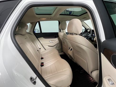 Used 2022 Mercedes-Benz GLC 300 GLC 300 image 22