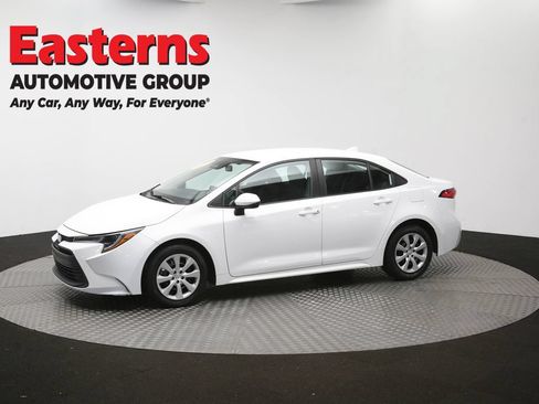 Used 2024 Toyota Corolla LE FWD image 57