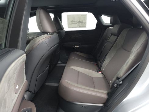 New 2026 Lexus RX 450h AWD image 7
