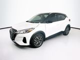 Used 2024 Nissan Kicks SV image 3