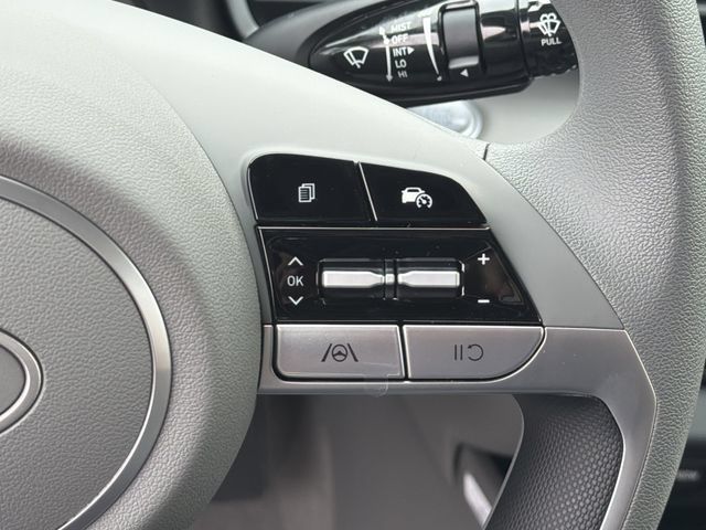 New 2026 Hyundai Elantra Hybrid FWD image 27