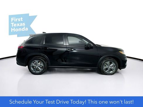 New 2026 Honda HR-V LX image 9