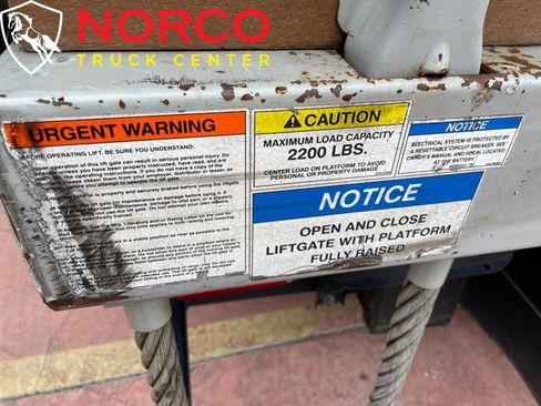 Used 2016 Ford F550 2WD Crew Cab Super Duty image 19