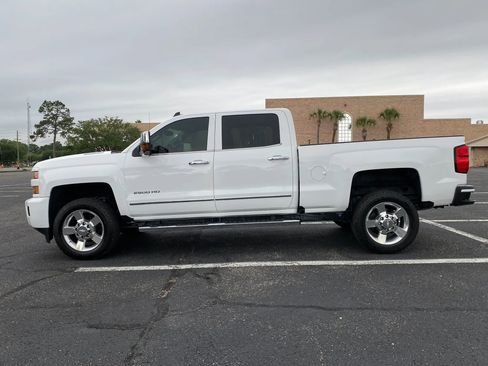 Used 2016 Chevrolet Silverado 2500 LTZ w/ Duramax Plus Package AWD/4WD image 6
