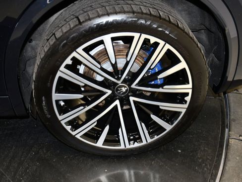 Used 2023 Maserati Grecale Modena AWD/4WD image 17
