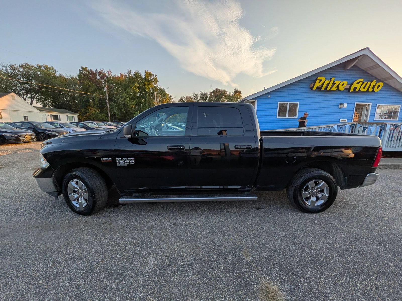 Used 2020 RAM 1500 Classic SLT w/ Luxury Group RWD image 2