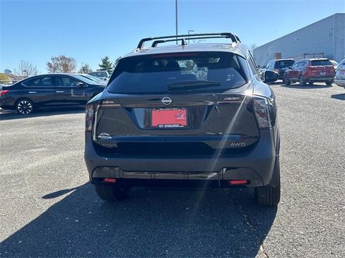 New 2026 Nissan Kicks SV w/ SV Premium Package image 5