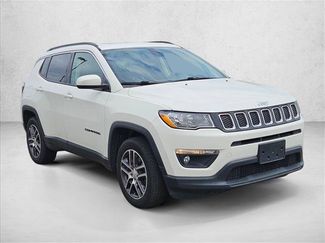Used 2019 Jeep Compass Latitude w/ Cold Weather Group AWD/4WD video 3