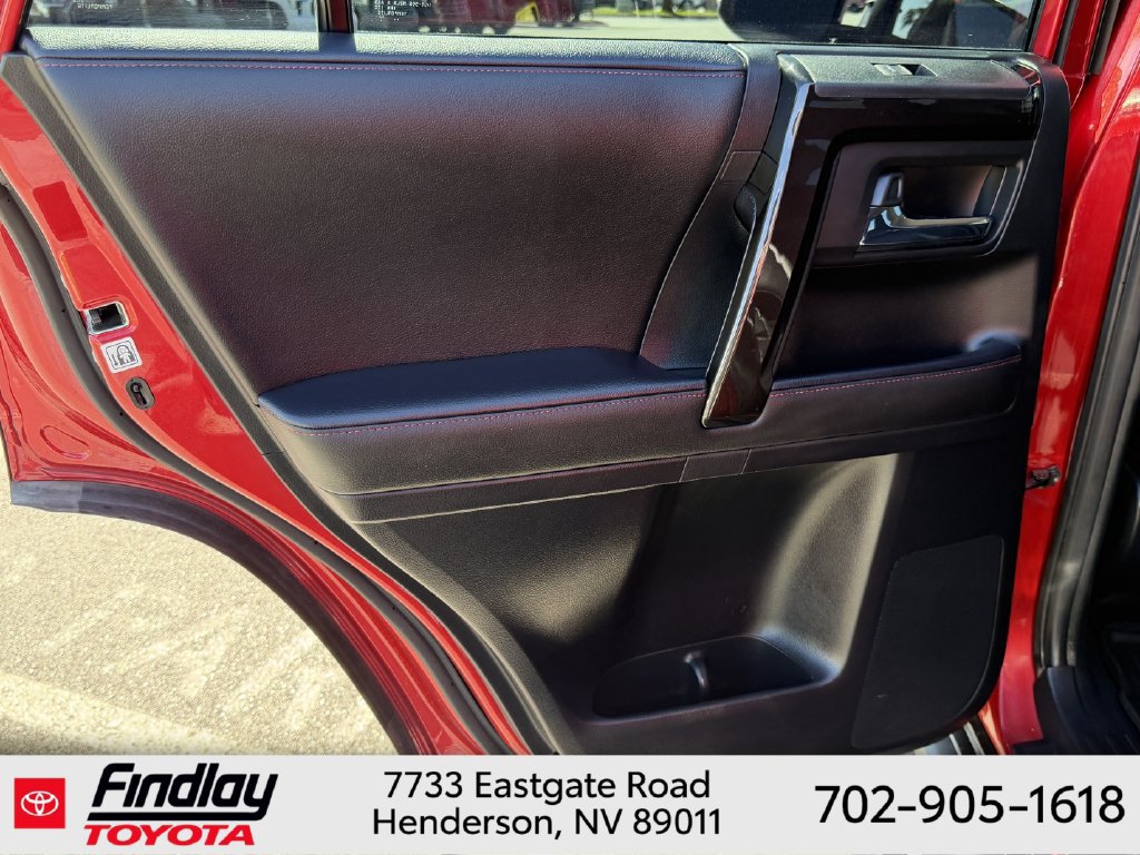 Used 2023 Toyota 4Runner TRD Off-Road Premium w/ Moonroof Package AWD/4WD image 19