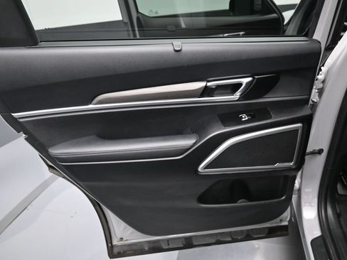 Used 2023 Kia Telluride EX X-Line AWD/4WD image 34