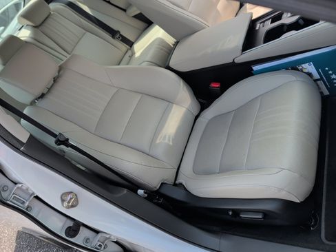 Used 2019 Honda Accord EX-L image 32