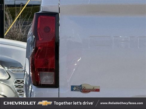 Used 2023 Chevrolet Colorado W/T image 9