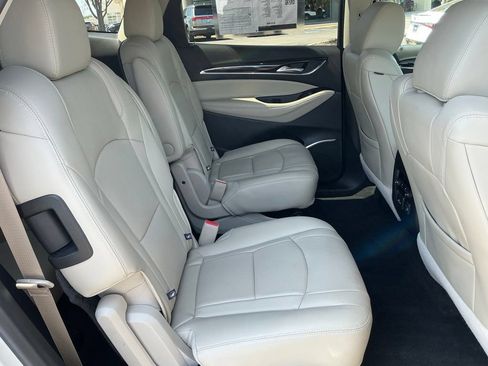 Used 2019 Buick Enclave Essence w/ Trailering Package, 5000 lbs. FWD image 21