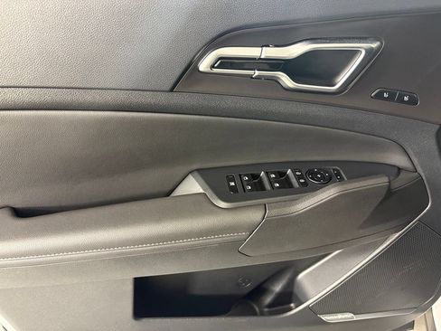 New 2026 Kia Sportage SX FWD image 19