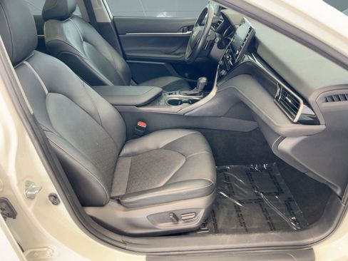 Used 2021 Toyota Camry XSE image 26