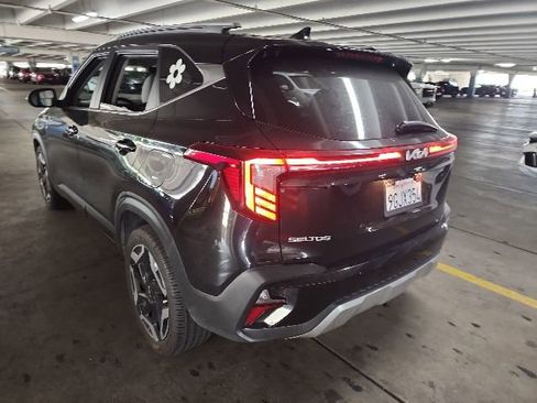 Certified 2024 Kia Seltos SX w/ SX Sunroof Package AWD/4WD image 4