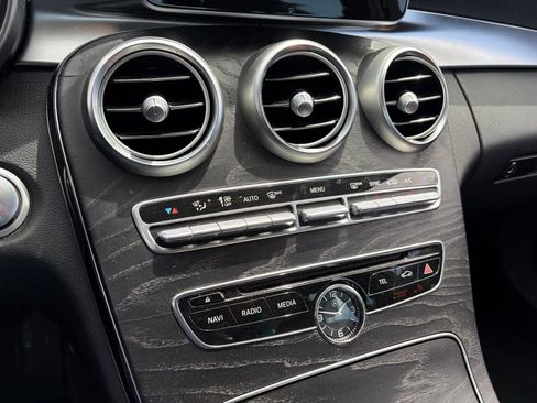 Used 2016 Mercedes-Benz C 300 Sedan image 8