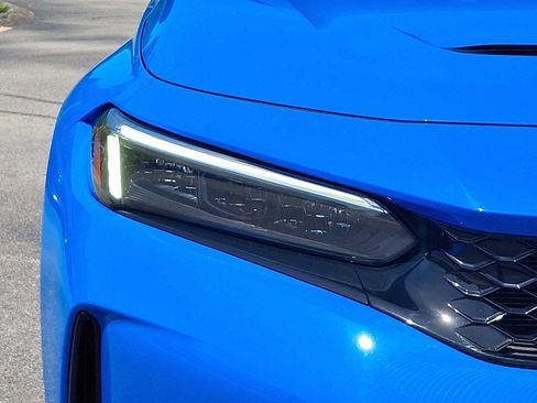Used 2024 Honda Civic Type R image 9