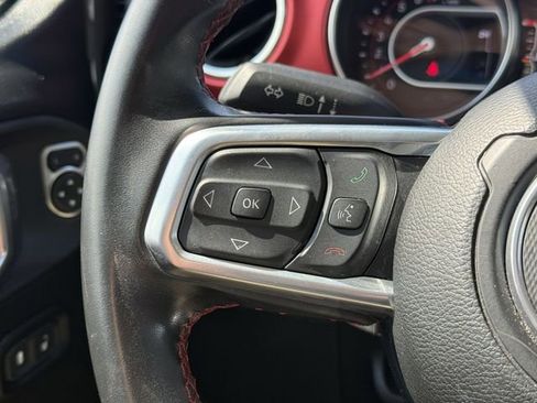 Used 2021 Jeep Wrangler Unlimited Rubicon AWD/4WD image 25