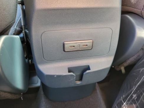 New 2025 Ford Maverick XL w/ Equipment Group 101A image 16