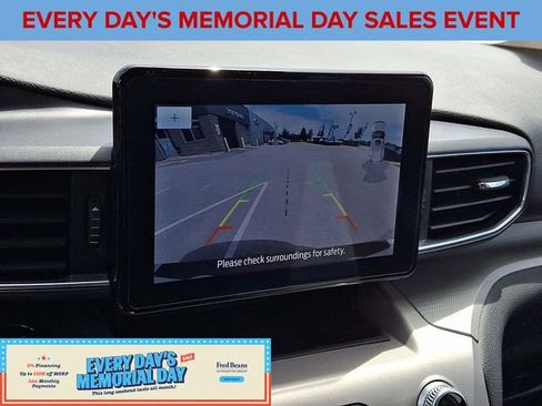 Certified 2022 Ford Explorer XLT w/ Equipment Group 202A AWD/4WD image 24