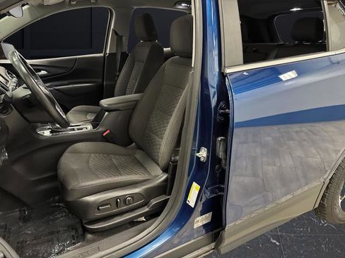 Used 2021 Chevrolet Equinox LT image 4