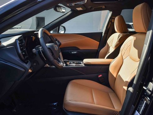 Used 2025 Lexus RX 350h 350h Premium image 17