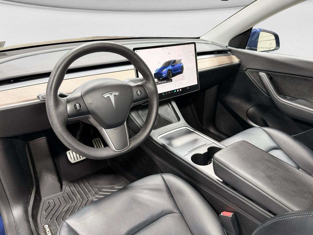 Used 2022 Tesla Model Y Performance AWD/4WD image 17